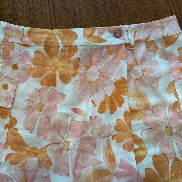 Charlie B Printed Linen Blend Wrap Skort - As New - Picture 13 of 13